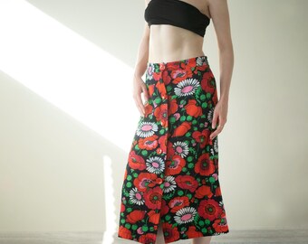 Vintage 1970s Red Poppy Floral Cotton Midi Skirt | Button-Down A-Line Skirt/ M