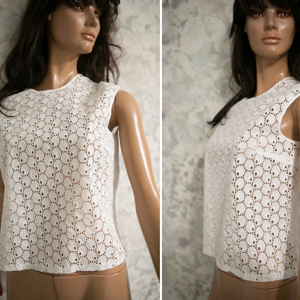 60s vintage sleeveless cotton  sheer lace bust part blouse/ buttoned back sleeveless summer top/M