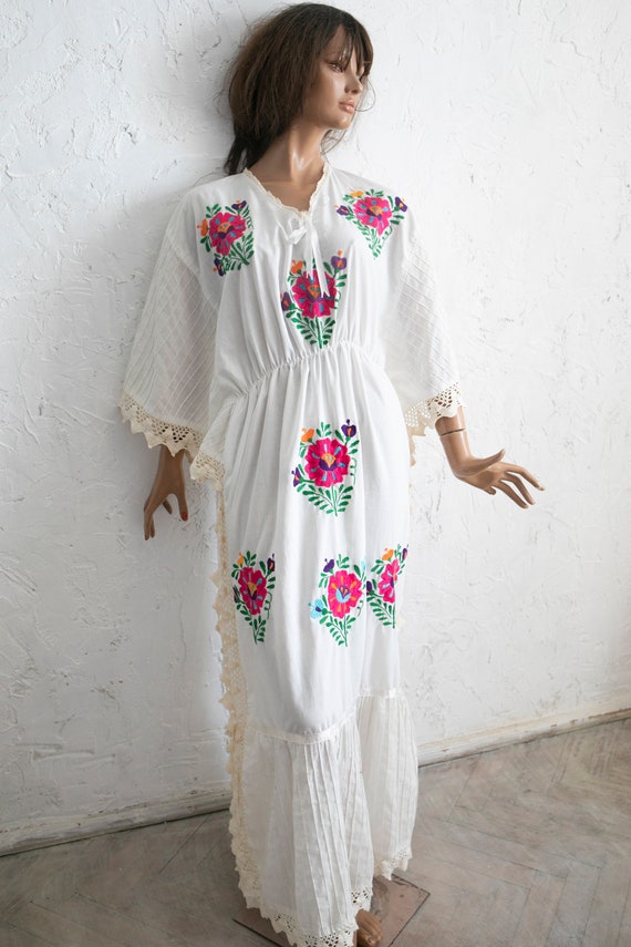 Mexican wedding dress white cotton red floral emb… - image 2