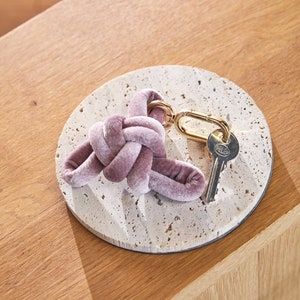 Mauve Velvet Knot Key Chain image 1