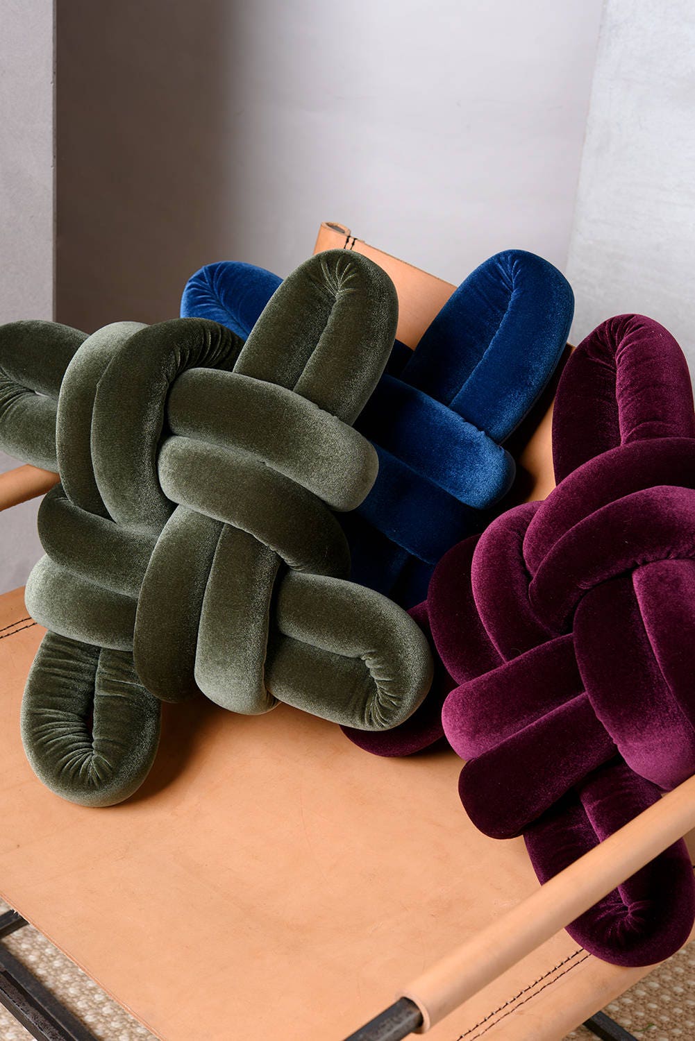 Midnight Blue Velvet Knot Pillow Knot Pillows Knot Etsy