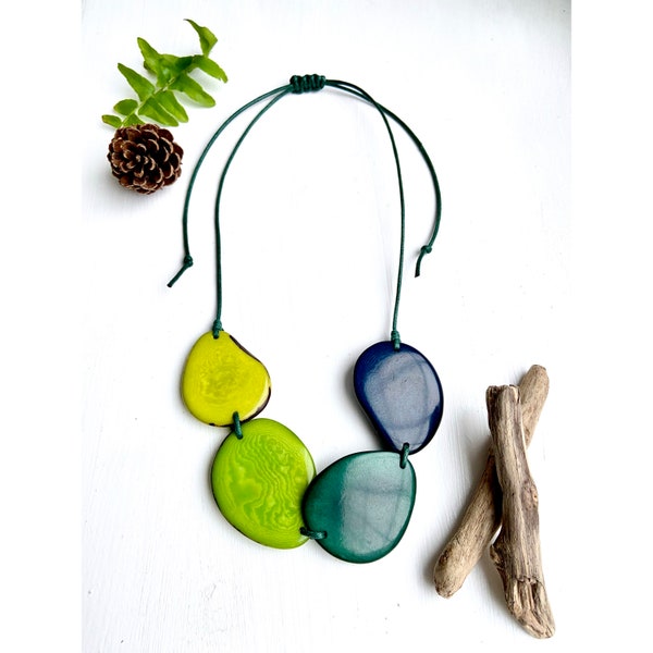 Dark Green Tagua Bead Necklace - Bold Eco-friendly Jewellery - Eco Fashion - Sustainable Jewellery