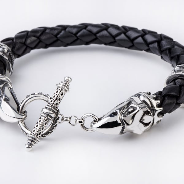 Crixus Crow Bracelet "Harbinger of Death" - Spartacus / Champion of Capua Crow Scull Bracelet