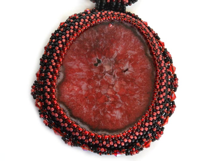 red agate necklace, beaded necklace, banded agate, statement jewelry, large necklace, druzy agate, black red, rose necklace, big stone, gift