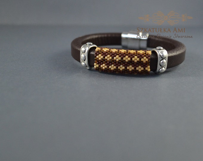 Men braided bracelet Strap bracelet for men Brown black bracelets Leather bracelet gift for him male model Seed beads bracelets claps magnet