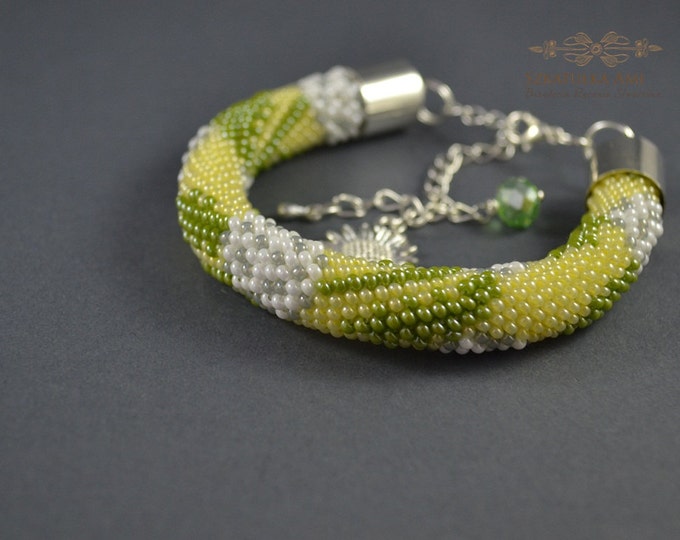 dandelion bracelet, dandelion jewelry, seed bead bracelet, everyday bracelet, crochet bracelets, flower bracelet, floral bracelet, gift her
