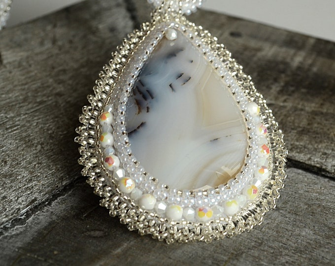 White stone necklace - Dendritic agate - a stone of abundance