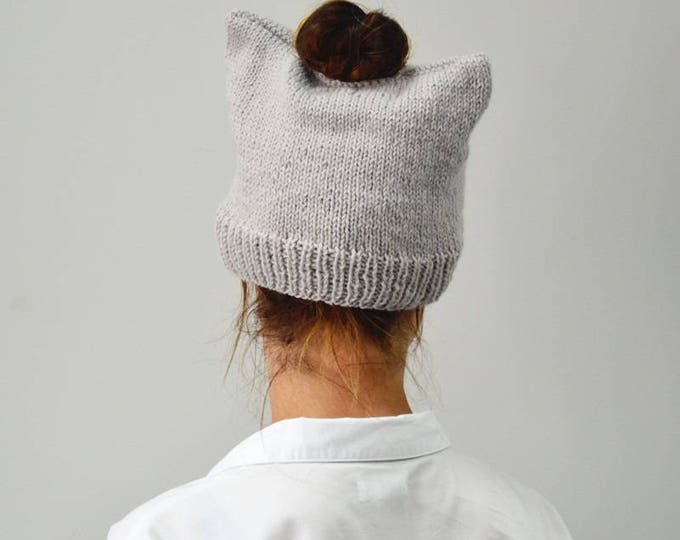 Gray Pussyhat Hole pony bun Spring winter hat Cap Cat Hat Wool Acrylic hat Unisex hat striations messy bun hat pussyhat Mens cat hatines