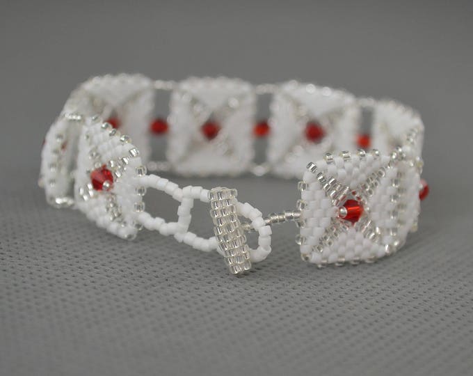 Red swarovski, cuff Swarovski, skinny bracelet, bohemian bracelet, adjustable bracelet, luster bracelet, seed bead bracelet, wedding
