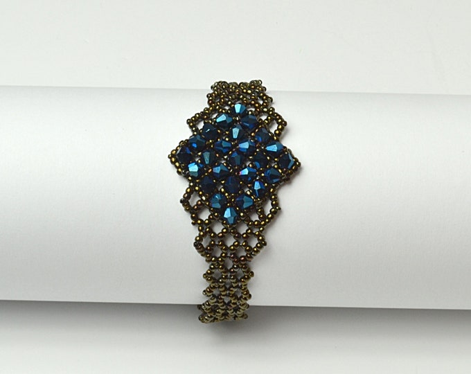 delicate bracelet with navy blue crystals, gemstone crystal jewelry, woven bracelet, seed bead bracelet, handmade jewelry, women gift