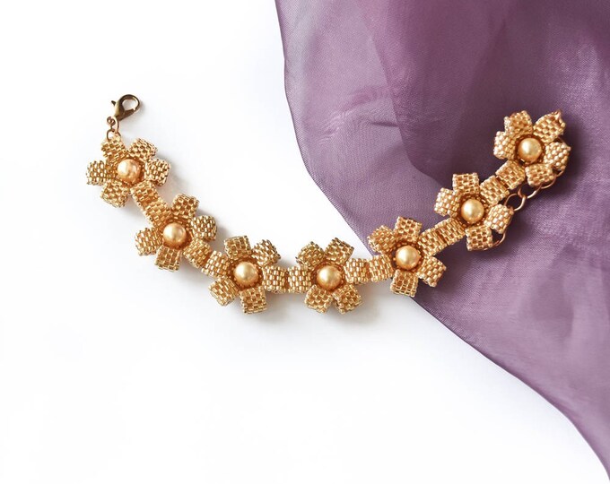 gold bead bracelet, bride bracelet, corsage bracelet, bridesmaid bracelet, flower bracelet, beaded bracelet, wedding bracelet, pearl flower
