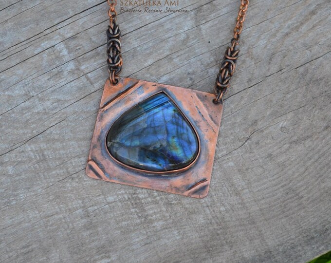 Blue labradorite, stone necklace, Copper necklace, Metal plate necklace, Metal sheet, amulet necklace, Pendant stone, Chainmalle necklace