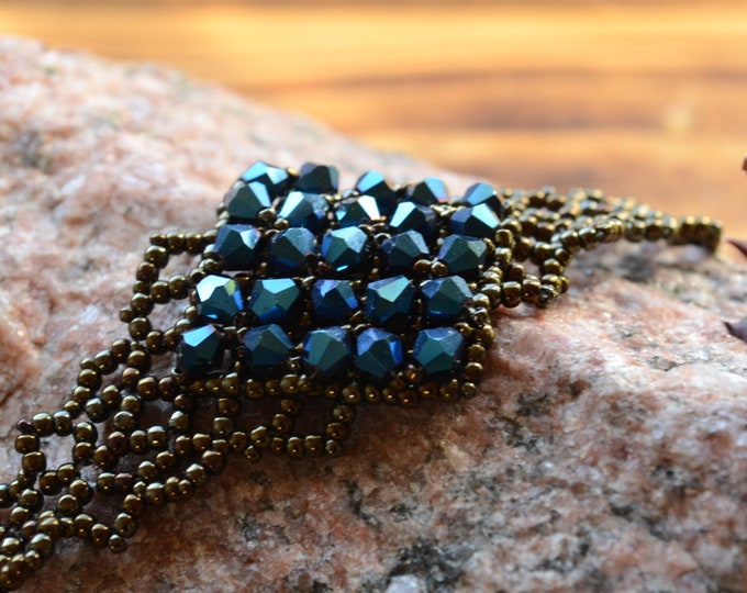 delicate bracelet with navy blue crystals, gemstone crystal jewelry, woven bracelet, seed bead bracelet, handmade jewelry, women gift