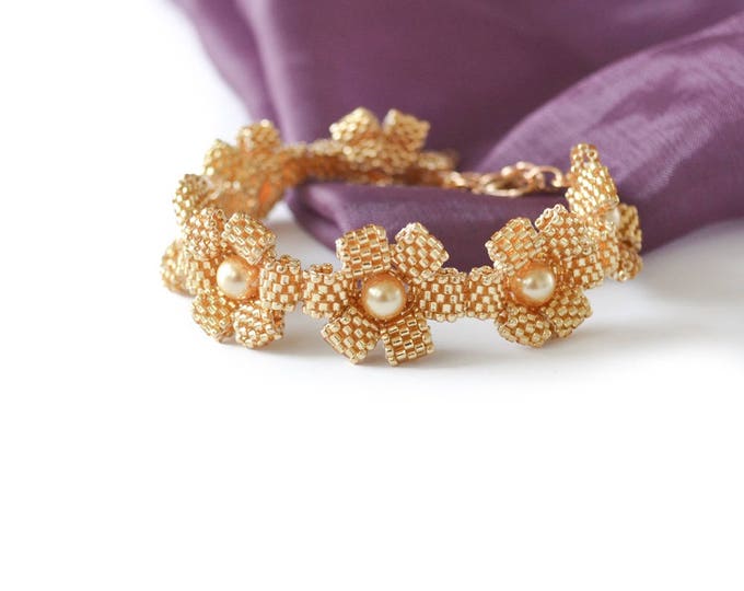 gold bead bracelet, bride bracelet, corsage bracelet, bridesmaid bracelet, flower bracelet, beaded bracelet, wedding bracelet, pearl flower