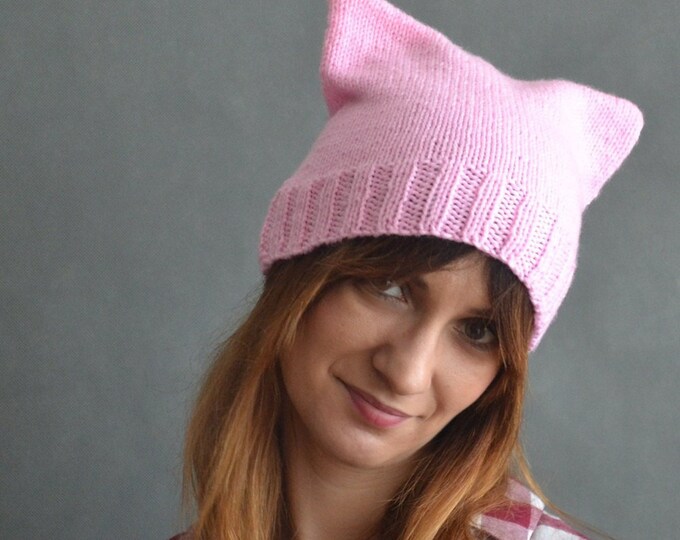 Pink Pussyhat Cap Cat Hat Wool Acrylic hat Unisex cat hat Cat hat striations messy bun hat Custom pussyhat Pink pussyhat Mens cat hatines