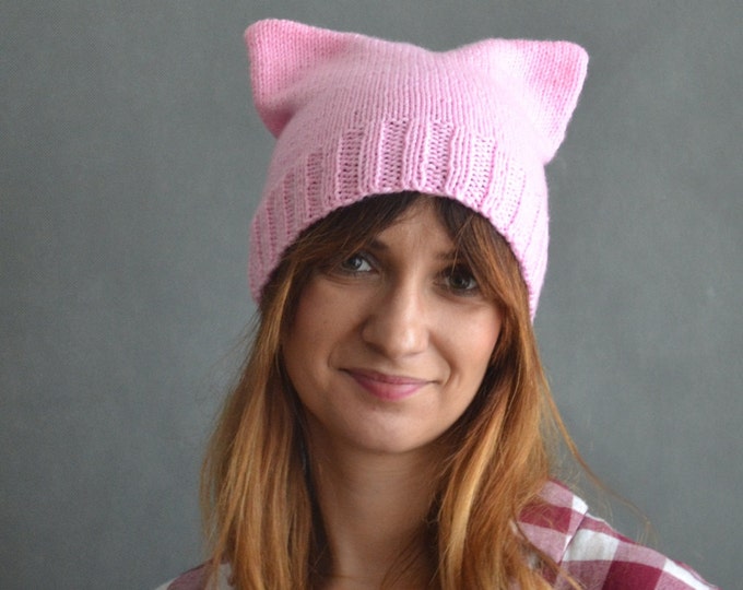 Pink Pussyhat Cap Cat Hat Wool Acrylic hat Unisex cat hat Cat hat striations messy bun hat Custom pussyhat Pink pussyhat Mens cat hatines
