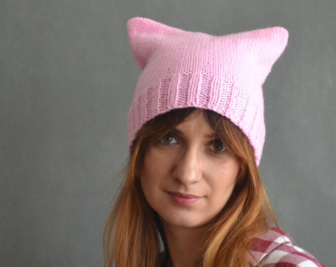 Pink Pussyhat Cap Cat Hat Wool Acrylic hat Unisex cat hat Cat hat striations messy bun hat Custom pussyhat Pink pussyhat Mens cat hatines