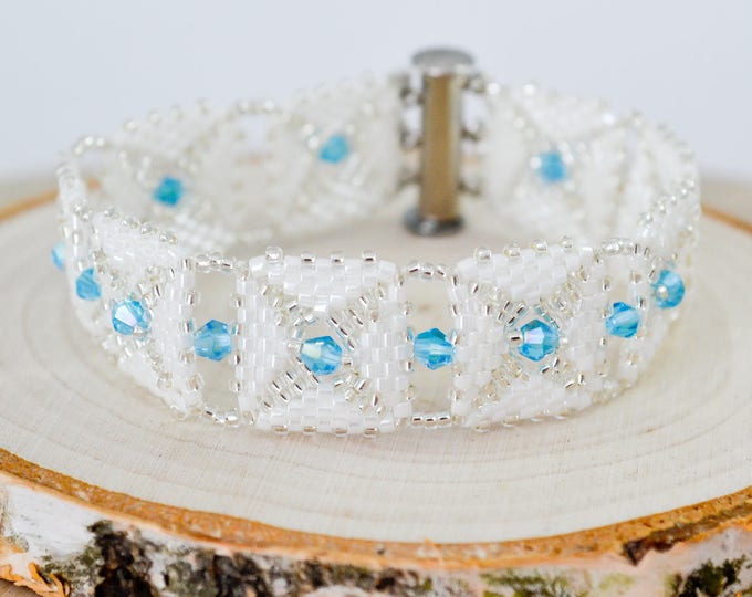 blue Swarovski, cuff Swarovski, skinny bracelet, bohemian bracelet, adjustable bracelet, luster bracelet, seed bead bracelet, wedding
