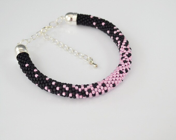 Pink bracelet crochet colorful bracelet seed beads beaded bracelet handmade bracelets womens girls gift crochet hook effect shading