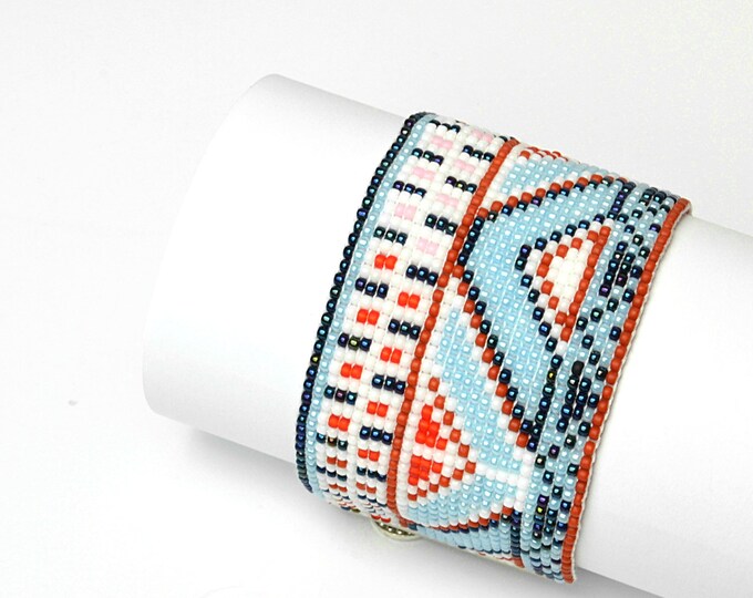 Huichol Bracelet, Native Cuff Bracelet, Native American Beaded Bracelet, Aztec Bracelet, Tribal Bracelet, Wide bracelet, Geometric bracelet