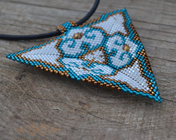 Floral pendant, beaded necklace, triangle pendant, seed bead necklace, big beading necklace, geometric necklace, beaded triangle Pendant