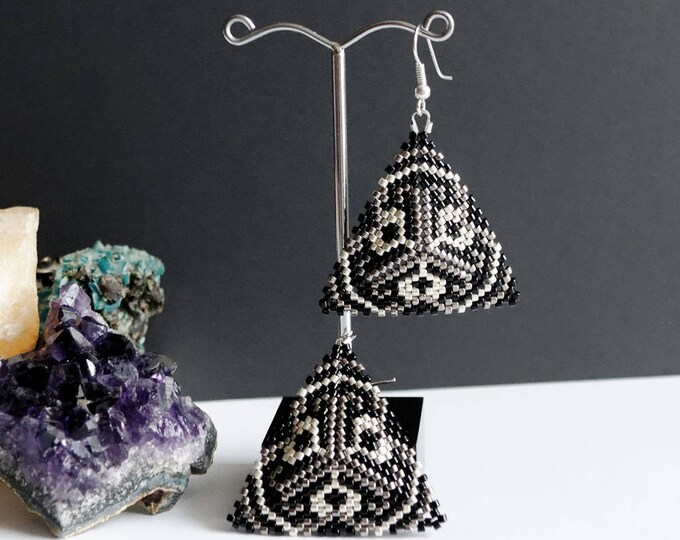 Metallic Black silver triangles earrings Woven earrings Seed beads earrings Metallic Gift for her Elegant viper Drop earrings Dangle