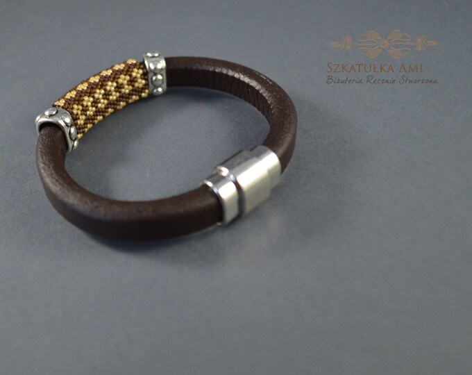 Men braided bracelet Strap bracelet for men Brown black bracelets Leather bracelet gift for him male model Seed beads bracelets claps magnet