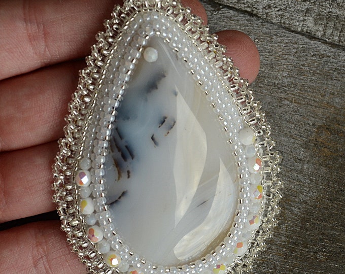 White stone necklace - Dendritic agate - a stone of abundance