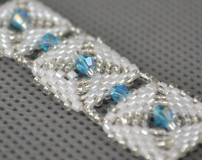 blue Swarovski, cuff Swarovski, skinny bracelet, bohemian bracelet, adjustable bracelet, luster bracelet, seed bead bracelet, wedding