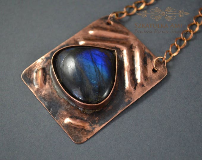 Blue labradorite, stone necklace, Copper necklace, Metal plate necklace, Metal sheet, amulet necklace, Pendant stone, Chainmalle necklace