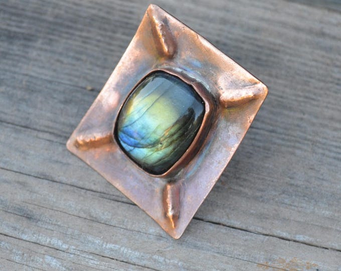 Square ring, labradorite ring, big large ring, copper ring, statement ring, metal ring, gemstone ring, labradorite jewelry, witchy ring