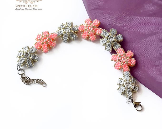 pink gray nursery, bride bracelet, corsage bracelet, bridesmaid bracelet, flower bracelet, beaded bracelet, wedding bracelet, pastel