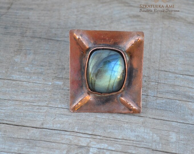 Square ring, labradorite ring, big large ring, copper ring, statement ring, metal ring, gemstone ring, labradorite jewelry, witchy ring