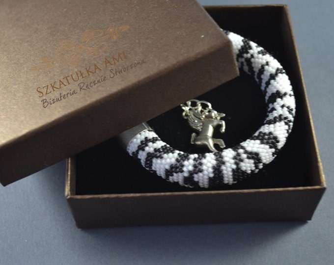 White black bracelet zebra bracelet seed beads bracelet safari style wilde bracelets tiny beads gift for her crochet bracelet womens girls