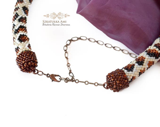Leopard wilde necklace safari style Everyday Necklace leopard necklace snake skin jewelry snake skin necklace beads necklace Leopard jewelry