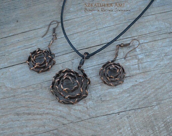 Twisted roses Copper earrings necklace Set Jewellery Roses pendant Spiral earrings Metal necklace Copper jewelry Gift for her womens leather