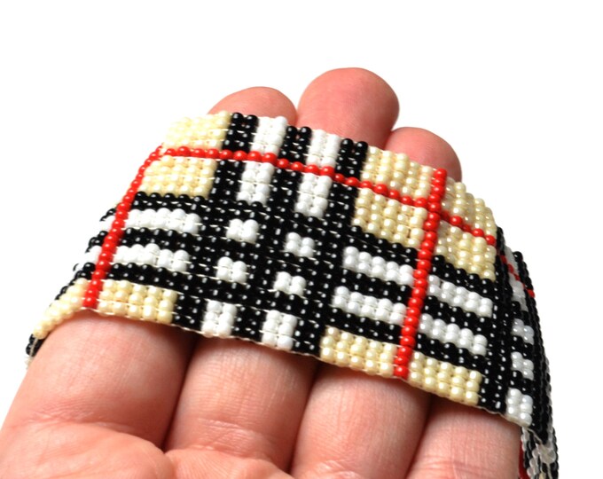 Plaid jewelry made to order, plaid woven beaded bracelet, loom tartan pattern, gift for sister and mother