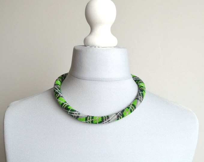 Green Scottish Tartan, beaded necklace, beaded rope necklace, crochet necklace, seed bead necklace, tartan jewelry, tartan necklace beadwork