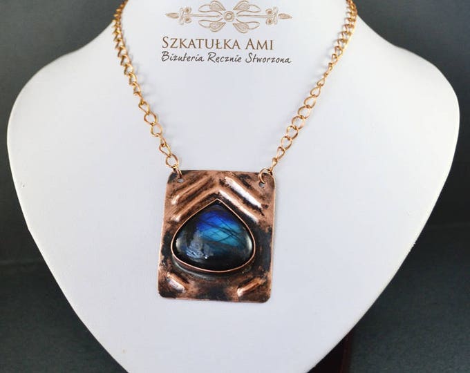 Blue labradorite, stone necklace, Copper necklace, Metal plate necklace, Metal sheet, amulet necklace, Pendant stone, Chainmalle necklace