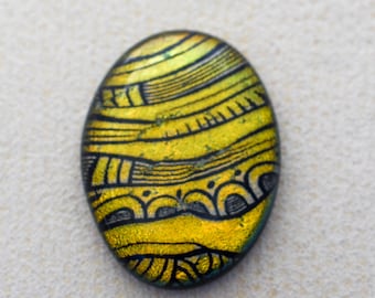 27x35mm Focal Cabochon of Dichroic Glass - Etched Zen-tangle Pattern - Gold Color on Black - F761-E31