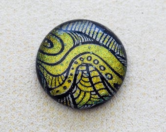 25mm Focal Cabochon of Dichroic Glass - Etched Zen-tangle Pattern - Gold Color on Black - F517-E25