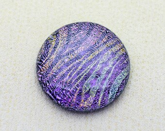 32mm Focal Cabochon of Dichroic Glass - Etched Rainbow Line Pattern - Rainbow color on Sparkling Lavender Glass - F790-SE32