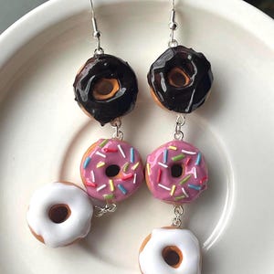 Glazed donut polymer clay earrings/polymer clay earrings/ donut earrings/ clay food earrings/ bakery themed earrings/ donuts/ classic donuts
