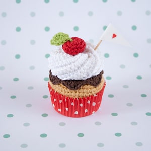 Cupcake crochet PATTERN. &quot;whipped cream, chocolate and cherry, cupcake&quot;. PDF