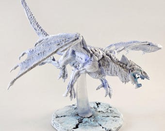 White Dragon D&D Miniature - Hand Painted Dungeons and Dragons Tabletop RPG Monster Model