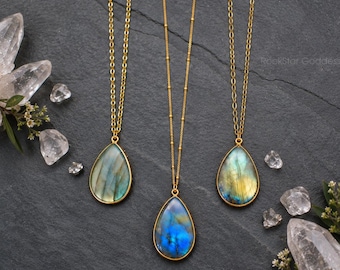 Gold Labradorite Necklace, Labradorite Pendant, Labradorite Jewelry, Labradorite Necklace, Green Labradorite, Blue Labradorite, Gift for Her