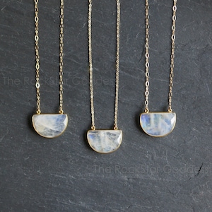 Moonstone Necklace, Gold Moonstone Necklace, Moonstone, Moonstone Jewelry, Gold Moonstone Jewelry, Rainbow Moonstone, June Birthstone