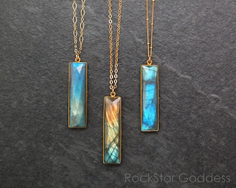 Gold Labradorite Necklace, Labradorite Pendant, Labradorite Jewelry, Labradorite Necklace, Green Labradorite, Blue Labradorite, Gift for Her