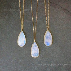 Moonstone Necklace, Gold Moonstone Necklace, Moonstone, Moonstone Jewelry, Gold Moonstone Jewelry, Rainbow Moonstone, June Birthstone