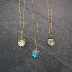 Gold Labradorite Necklace, Labradorite Pendant, Labradorite Jewelry, Labradorite Necklace, Green Labradorite, Blue Labradorite, Gift for Her